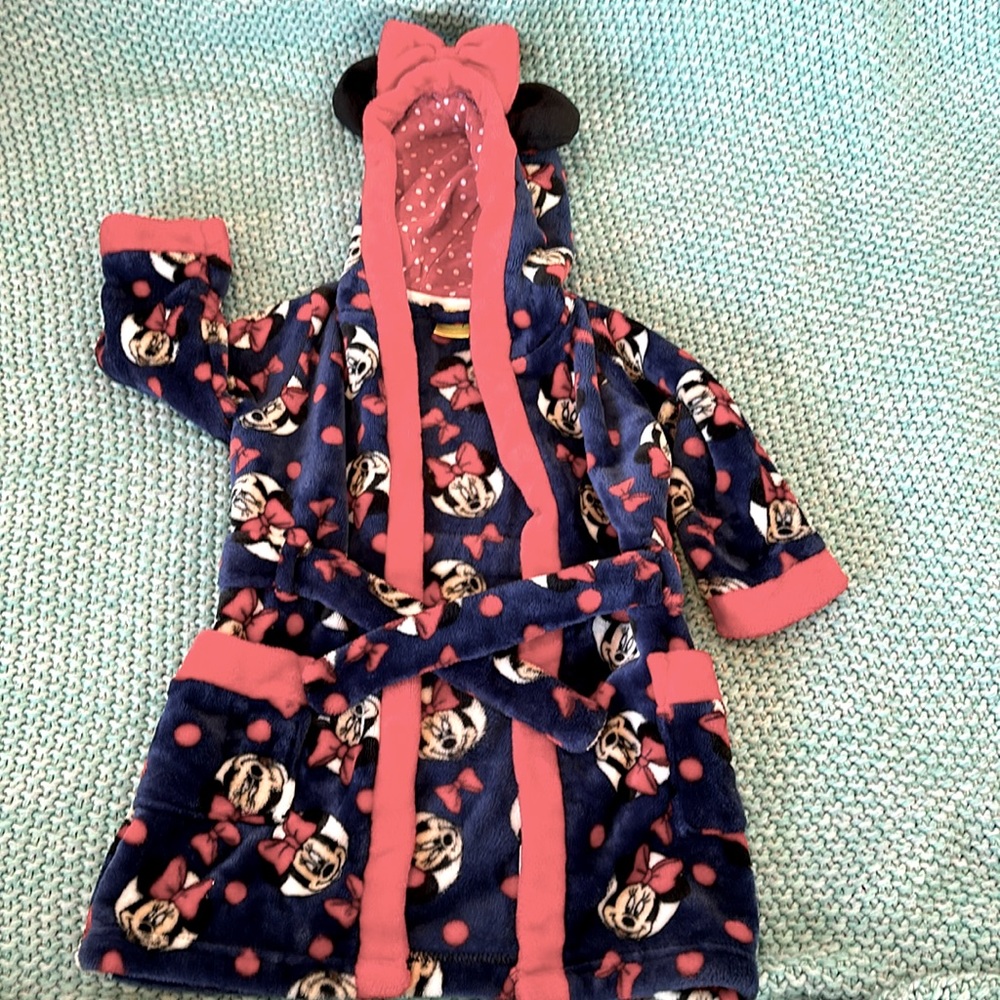 Minnie Mouse Robe